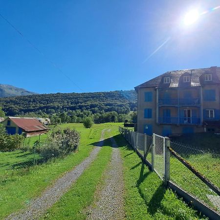 Grand Appartement En Rdc Vallee De Campan Exteriör bild